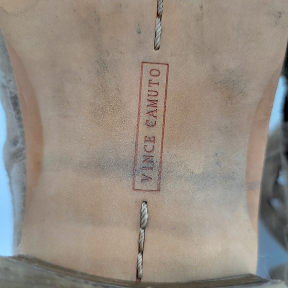 Womans Vince Camuto Peera Brown Suede Ankle Booties Back Zipper S 8 - Picture 13 of 13